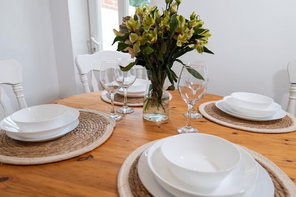 Cosy Cottage In Central Reading Free Parking & Fast Wifi Exterior foto